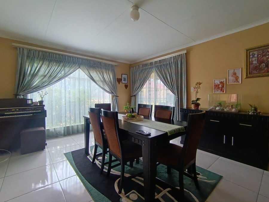 4 Bedroom Property for Sale in Lakeview Free State